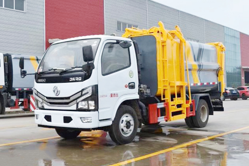 7方東風(fēng)D6側(cè)裝壓縮垃圾車(chē)
