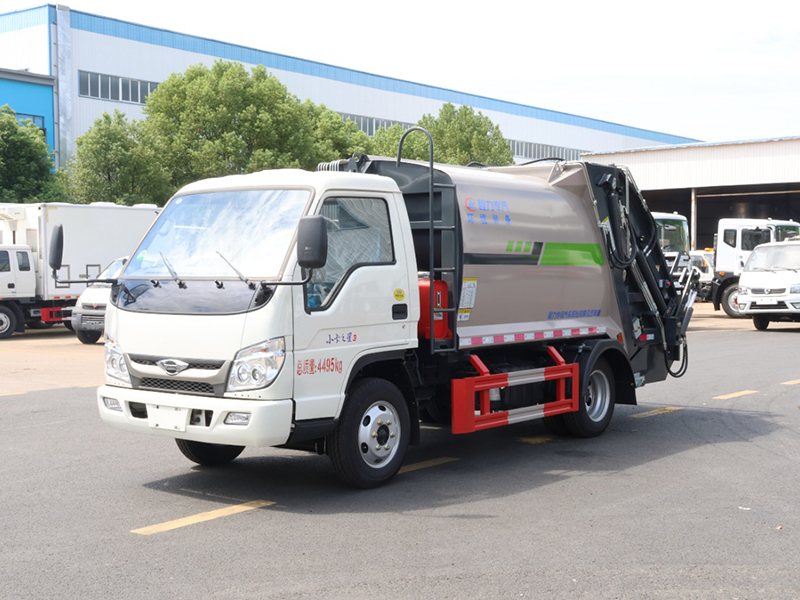 5.8方福田小卡3藍(lán)牌不超重壓縮垃圾車(chē)