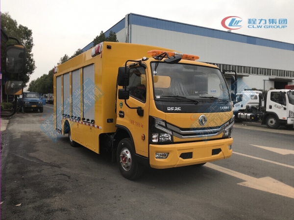 東風大多利卡工程救險車2000m3/h