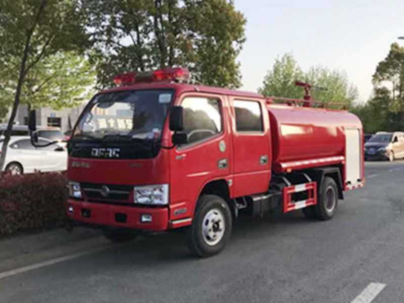 4噸凱普特消防灑水車