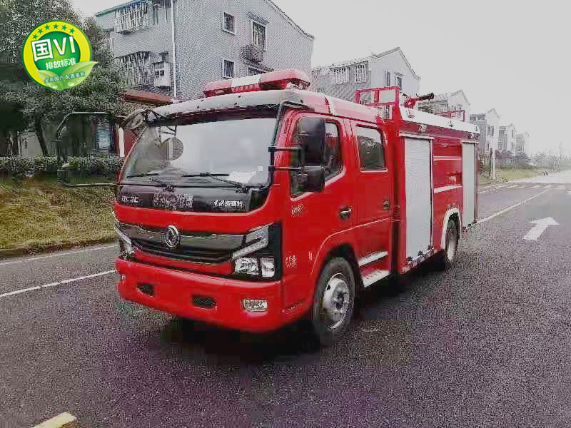 國(guó)六5噸東風(fēng)水罐泡沫消防車